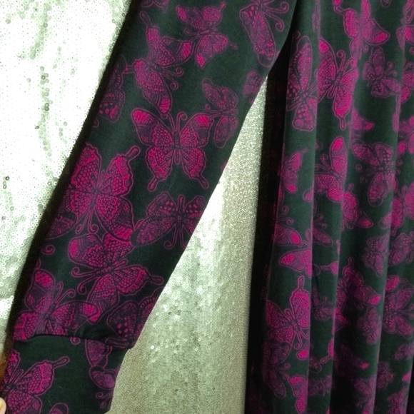 LuLaRoe BNWT S Emily dress - magenta butterflies 🦋 - Picture 5 of 11